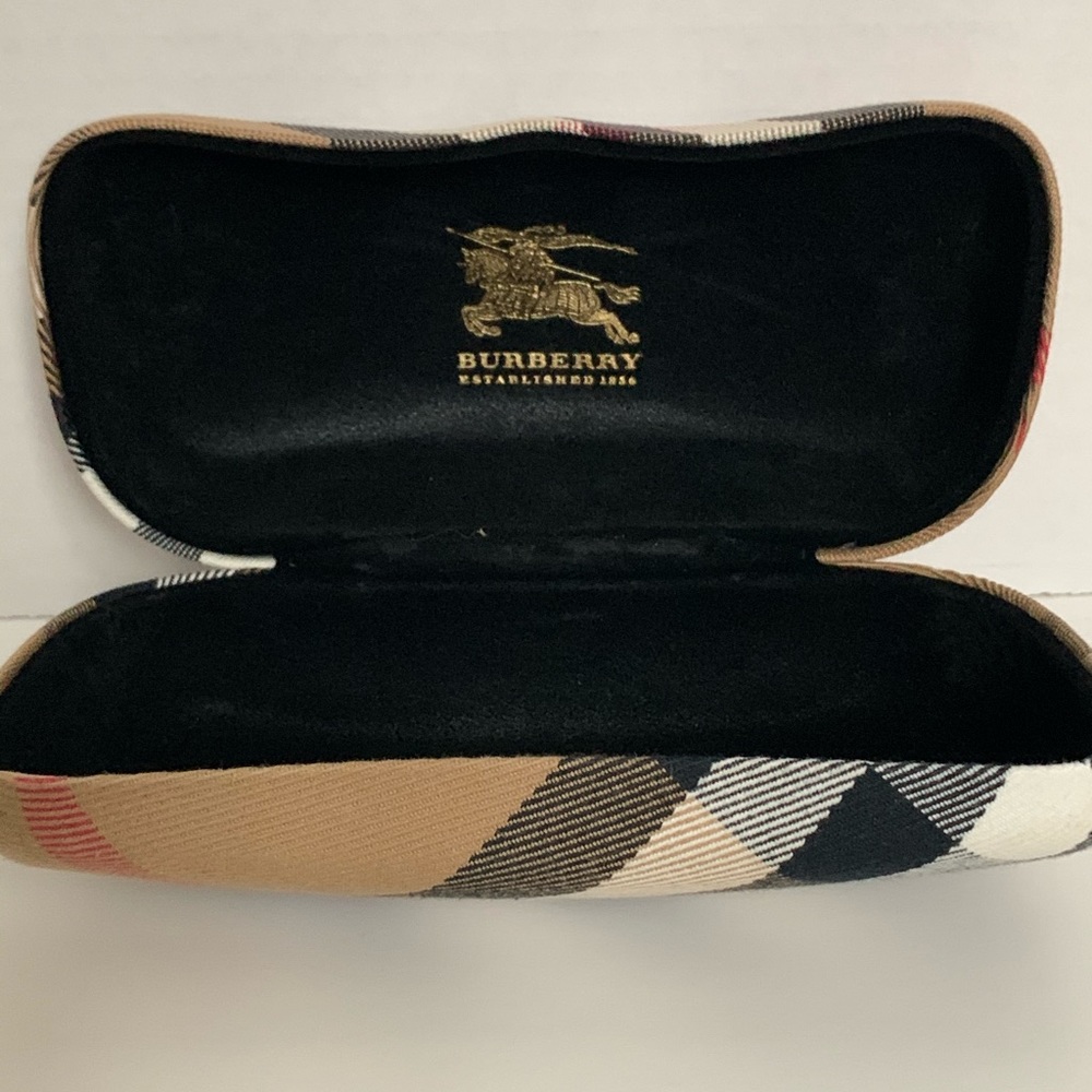Burberry Sun Glasses - Picture 6 of 8